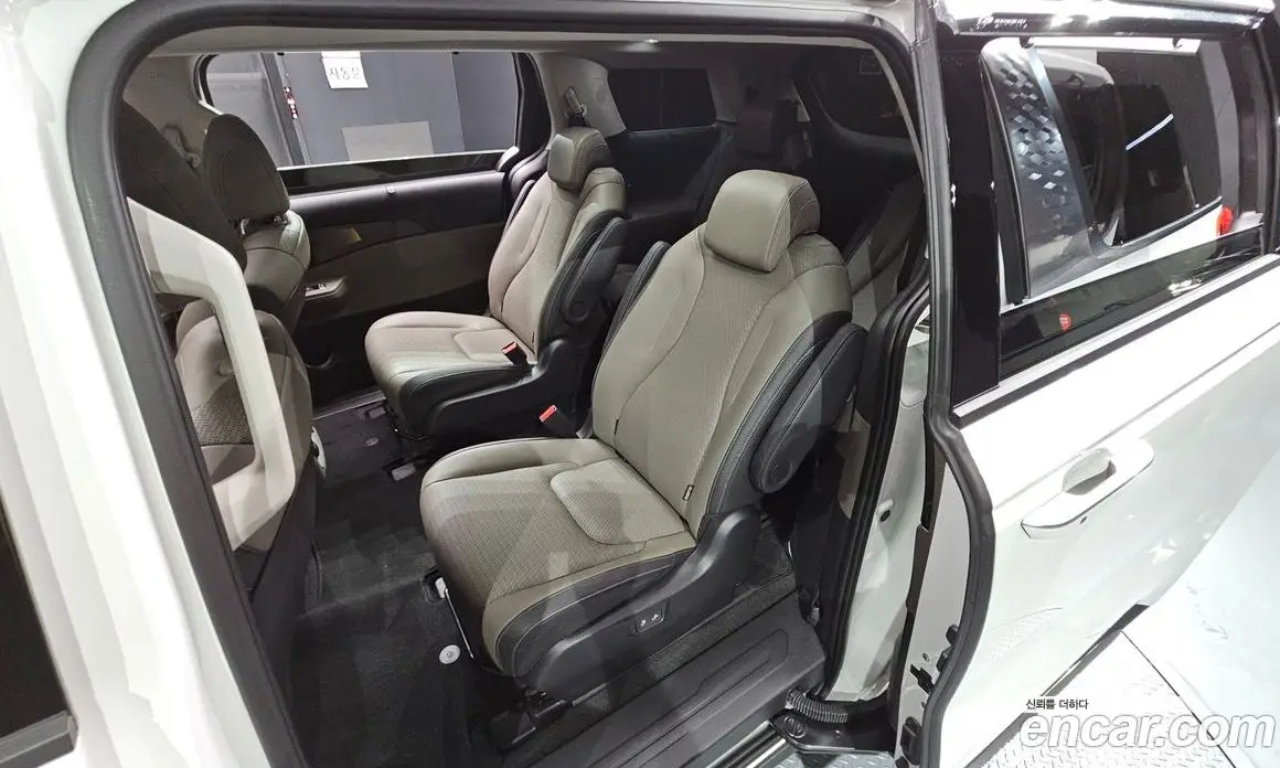 Kia Carnival 2024 1.6 автомат (гидро), фото 16 Kia Carnival 2024 1.6 автомат (гидро), фото 16