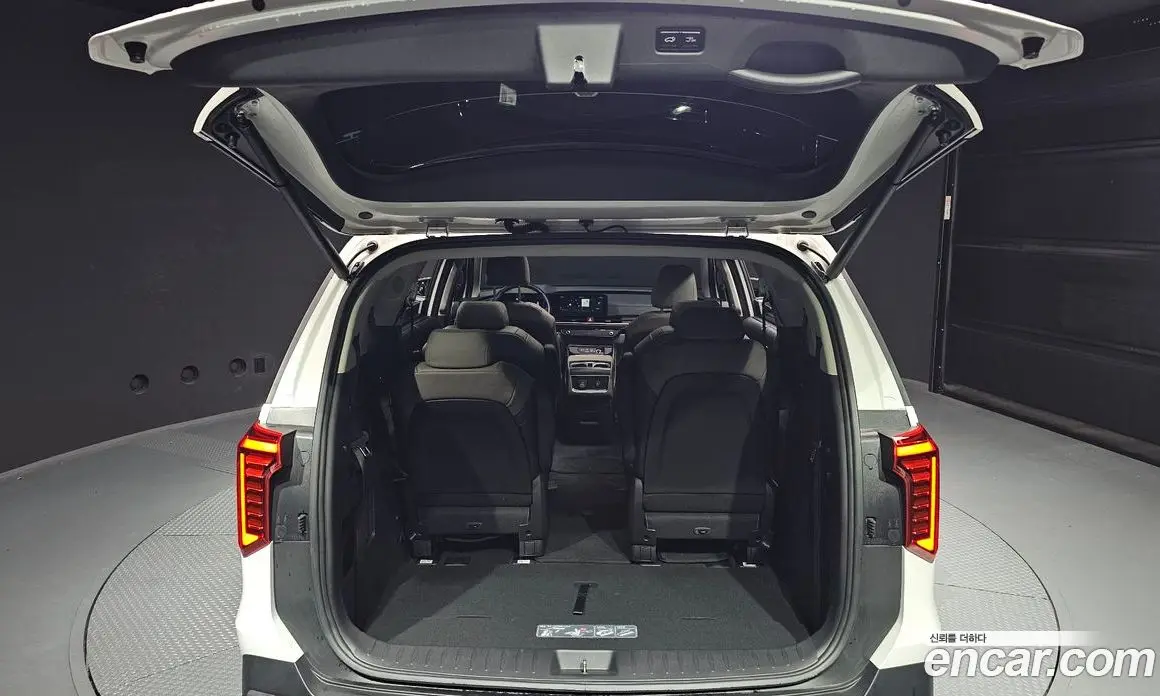 Kia Carnival 2024 1.6 автомат (гидро), фото 25 Kia Carnival 2024 1.6 автомат (гидро), фото 25