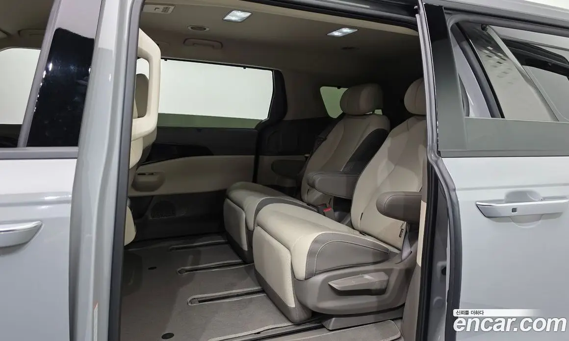 Kia Carnival 2025 3.5 автомат (гидро), фото 11 Kia Carnival 2025 3.5 автомат (гидро), фото 11