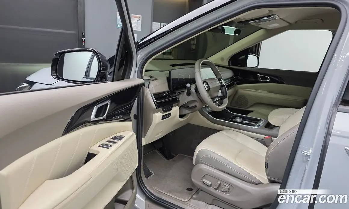 Kia Carnival 2025 3.5 автомат (гидро), фото 10 Kia Carnival 2025 3.5 автомат (гидро), фото 10