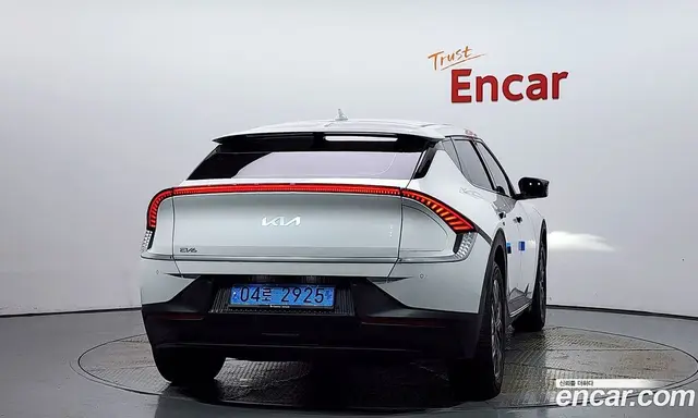 Kia EV6 2022 0.1 автомат (гидро), миниатюра 4