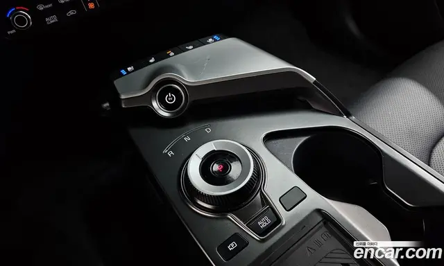 Kia EV6 2022 0.1 автомат (гидро), миниатюра 12