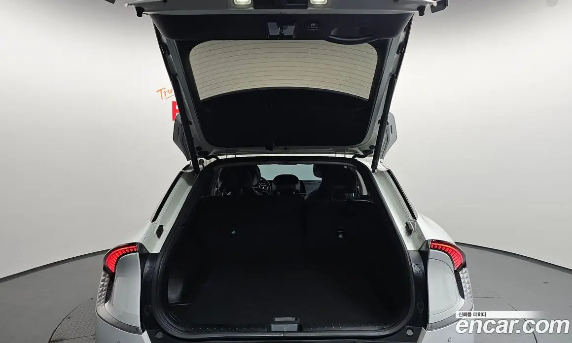 Kia EV6 2022 0.1 автомат (гидро), фото 22 Kia EV6 2022 0.1 автомат (гидро), фото 22