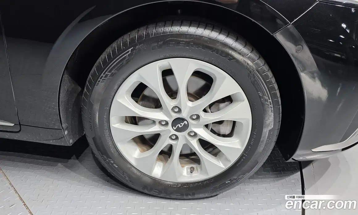 Kia K8 2022 2.5 автомат (гидро), фото 7 Kia K8 2022 2.5 автомат (гидро), фото 7
