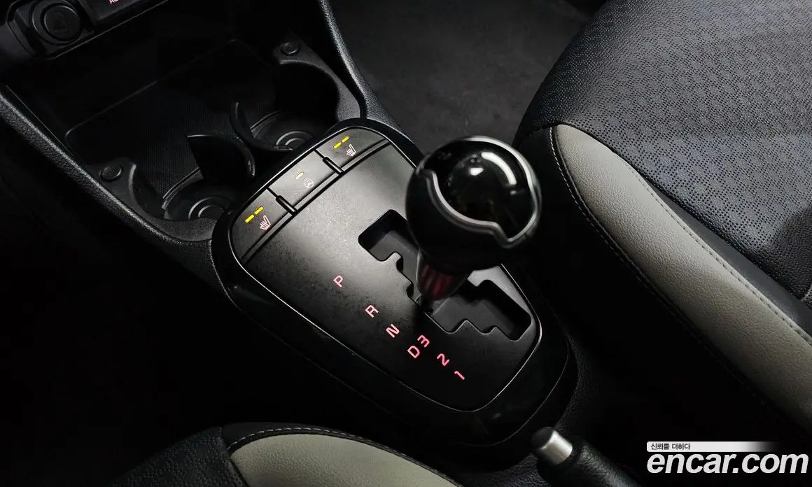 Kia Morning 2017 1.0 автомат (гидро), фото 12 Kia Morning 2017 1.0 автомат (гидро), фото 12