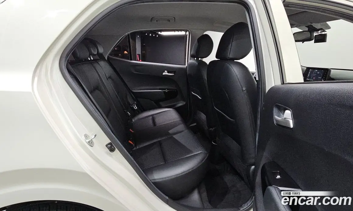 Kia Morning 2017 1.0 автомат (гидро), фото 16 Kia Morning 2017 1.0 автомат (гидро), фото 16