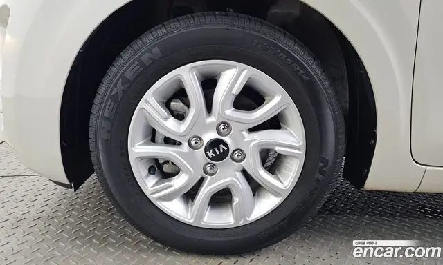 Kia Morning 2017 1.0 автомат (гидро), миниатюра 5 Kia Morning 2017 1.0 автомат (гидро), миниатюра 5