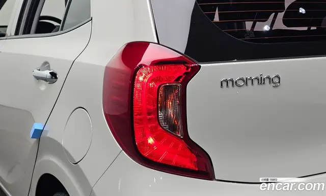 Kia Morning 2017 1.0 автомат (гидро), миниатюра 9 Kia Morning 2017 1.0 автомат (гидро), миниатюра 9