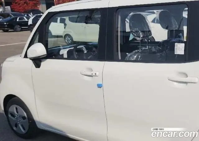 Kia Ray 2025 1.0 автомат (гидро), миниатюра 5 Kia Ray 2025 1.0 автомат (гидро), миниатюра 5