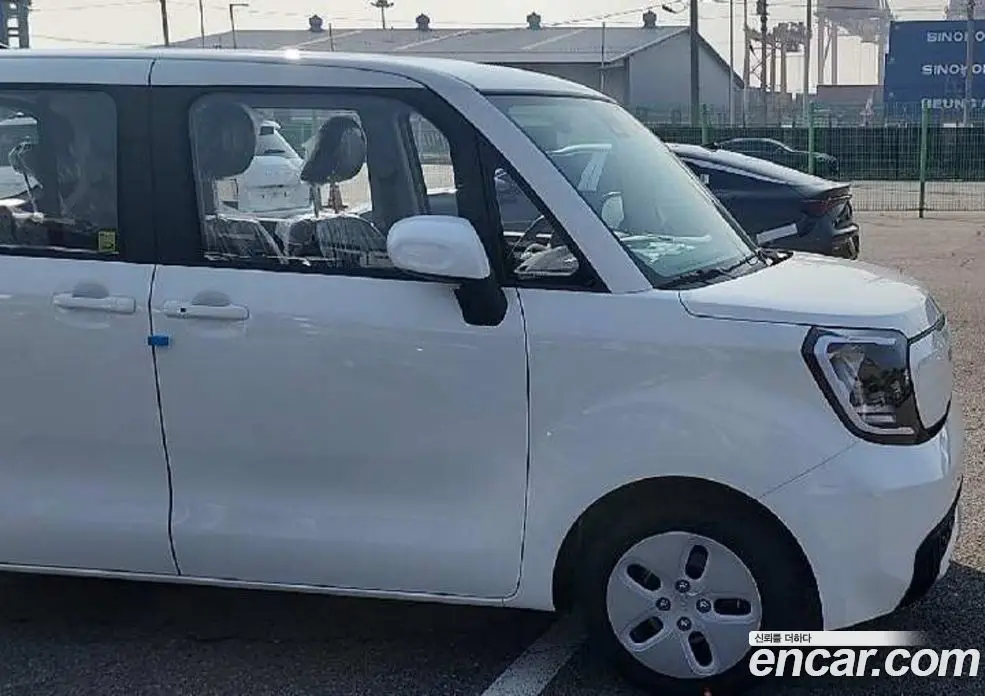 Kia Ray 2025 1.0 автомат (гидро), фото 11 Kia Ray 2025 1.0 автомат (гидро), фото 11
