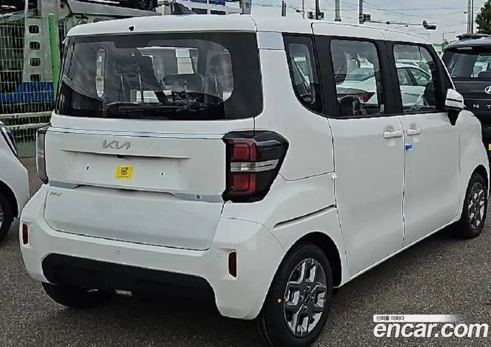 Kia Ray 2025 1.0 автомат (гидро), фото 6 Kia Ray 2025 1.0 автомат (гидро), фото 6