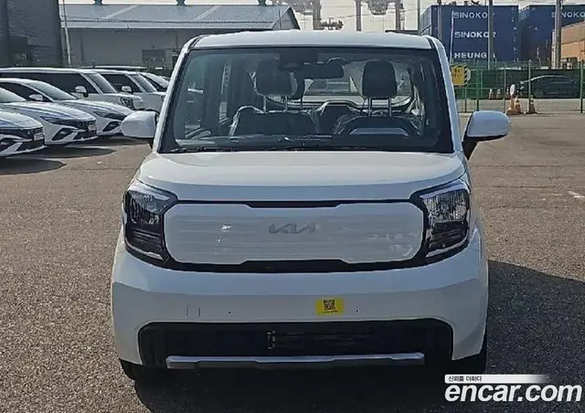 Kia Ray 2025 1.0 автомат (гидро), миниатюра 1 Kia Ray 2025 1.0 автомат (гидро), миниатюра 1
