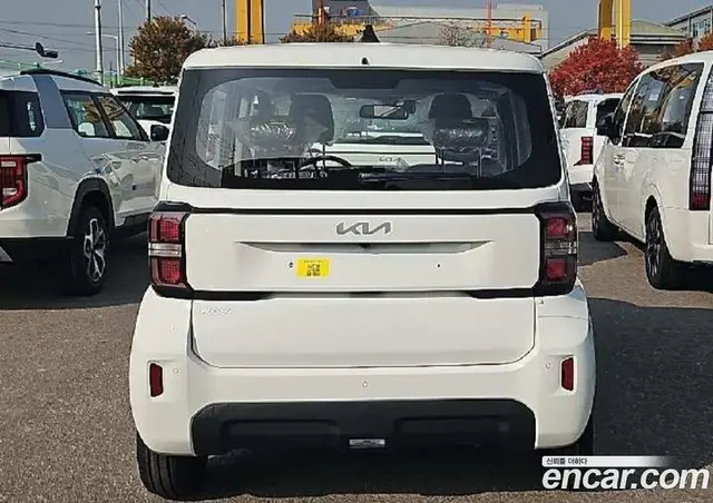 Kia Ray 2025 1.0 автомат (гидро), миниатюра 3 Kia Ray 2025 1.0 автомат (гидро), миниатюра 3