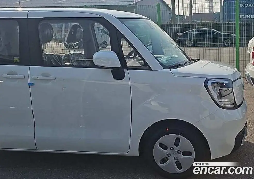 Kia Ray 2025 1.0 автомат (гидро), фото 8 Kia Ray 2025 1.0 автомат (гидро), фото 8