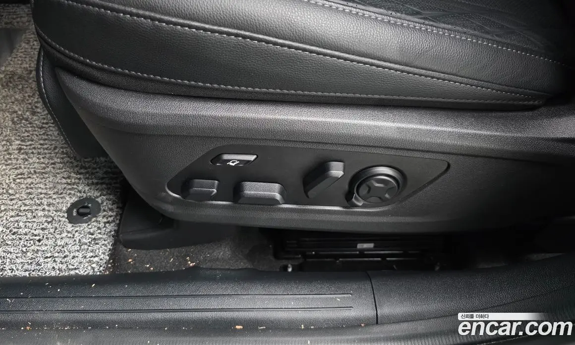 Kia Sorento 2023 2.5 автомат (гидро), фото 34 Kia Sorento 2023 2.5 автомат (гидро), фото 34