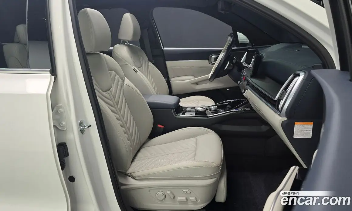 Kia Sorento 2024 1.6 автомат (гидро), фото 16 Kia Sorento 2024 1.6 автомат (гидро), фото 16