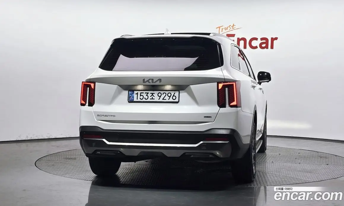Kia Sorento 2024 1.6 автомат (гидро), фото 4 Kia Sorento 2024 1.6 автомат (гидро), фото 4