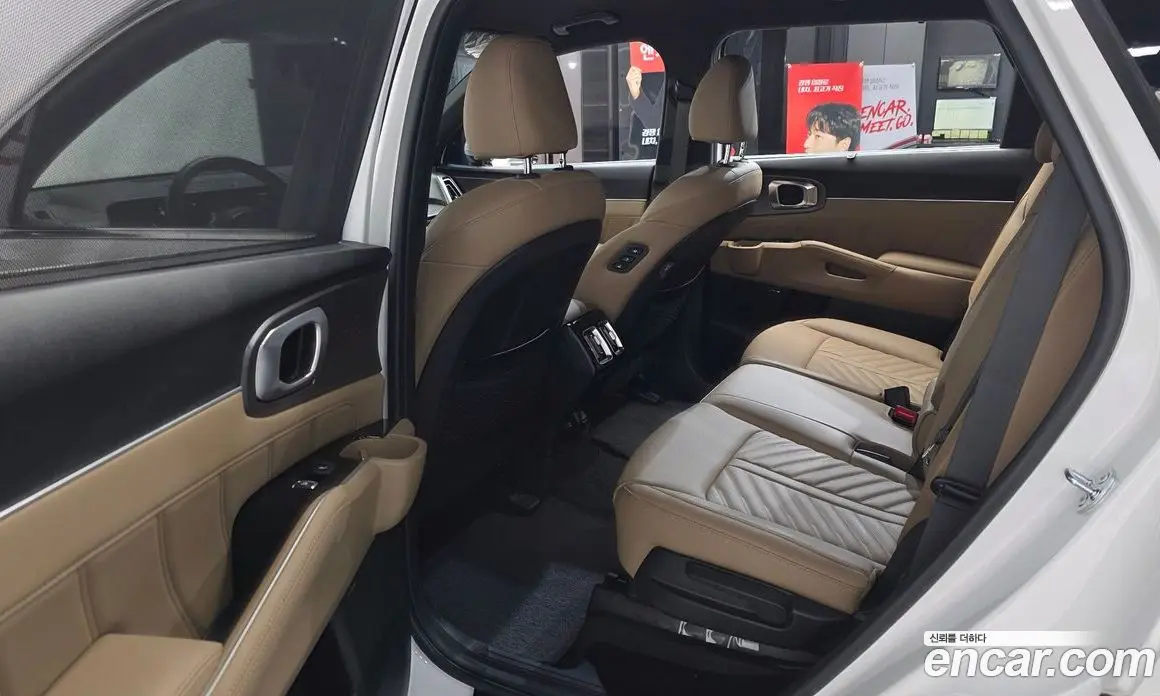 Kia Sorento 2024 1.6 автомат (гидро), фото 16 Kia Sorento 2024 1.6 автомат (гидро), фото 16