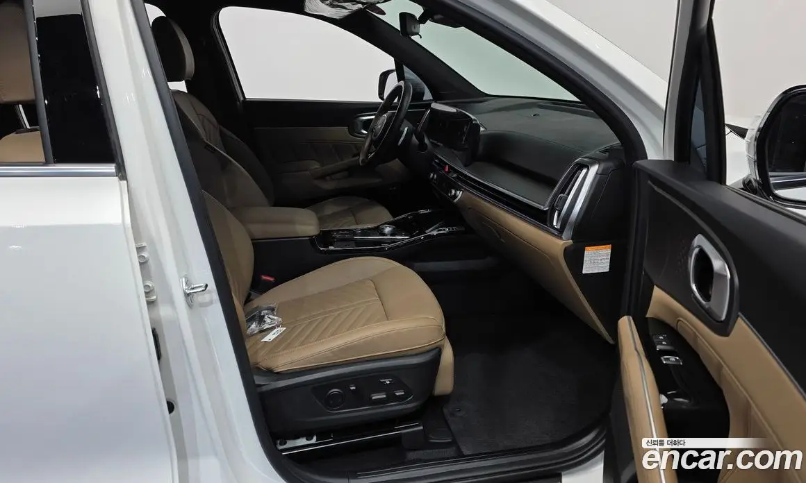 Kia Sorento 2024 1.6 автомат (гидро), фото 17 Kia Sorento 2024 1.6 автомат (гидро), фото 17