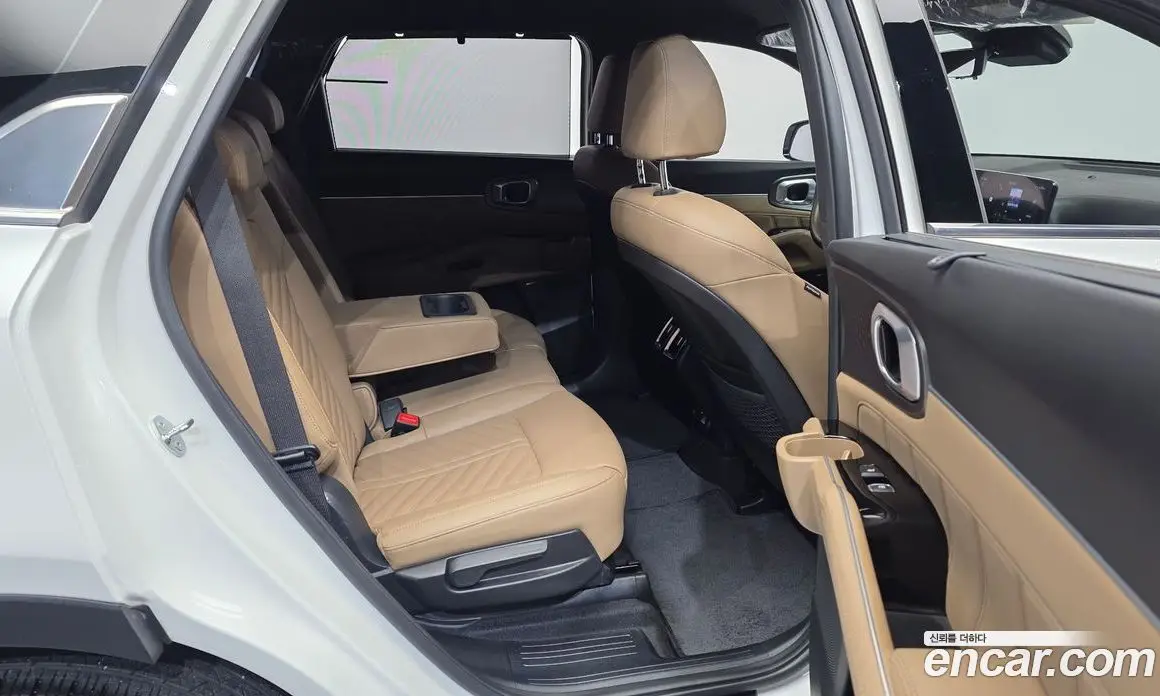 Kia Sorento 2024 1.6 автомат (гидро), фото 18 Kia Sorento 2024 1.6 автомат (гидро), фото 18