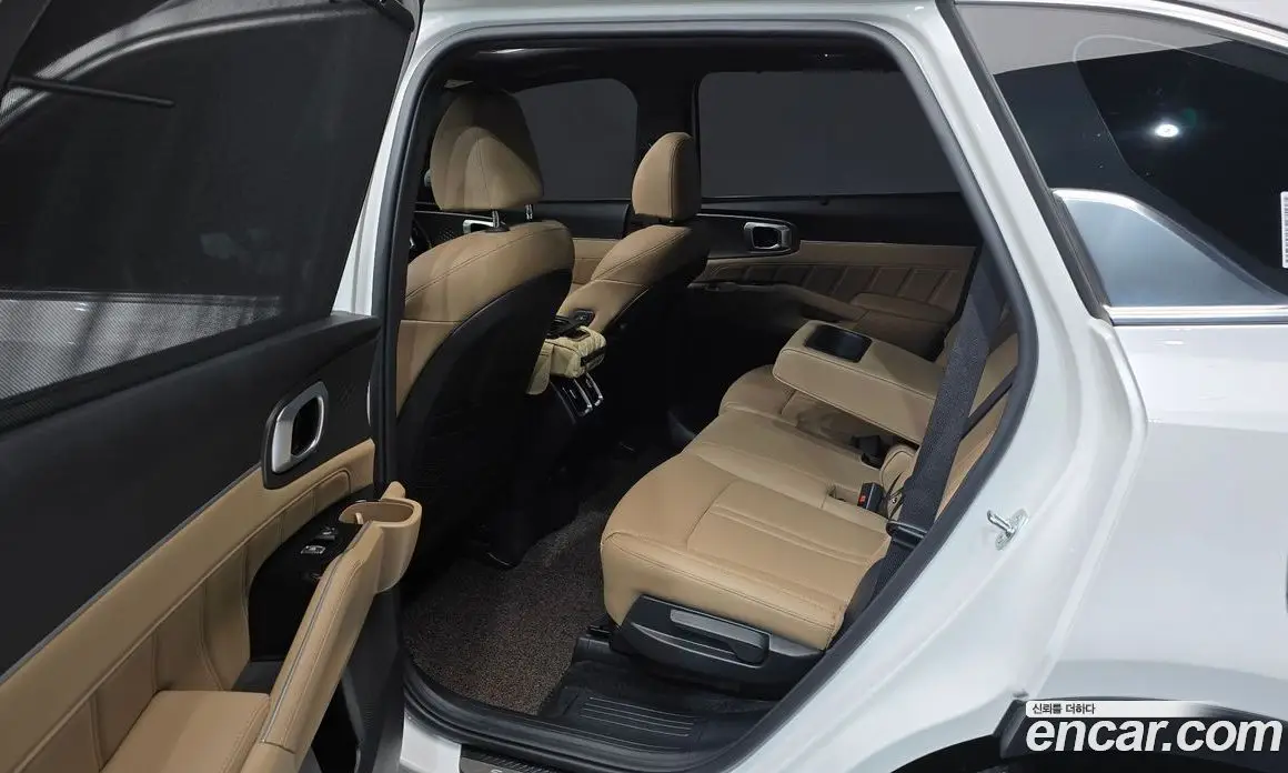 Kia Sorento 2024 2.5 автомат (гидро), фото 16 Kia Sorento 2024 2.5 автомат (гидро), фото 16