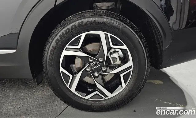 Kia Sportage 2022 1.6 автомат (гидро), миниатюра 7