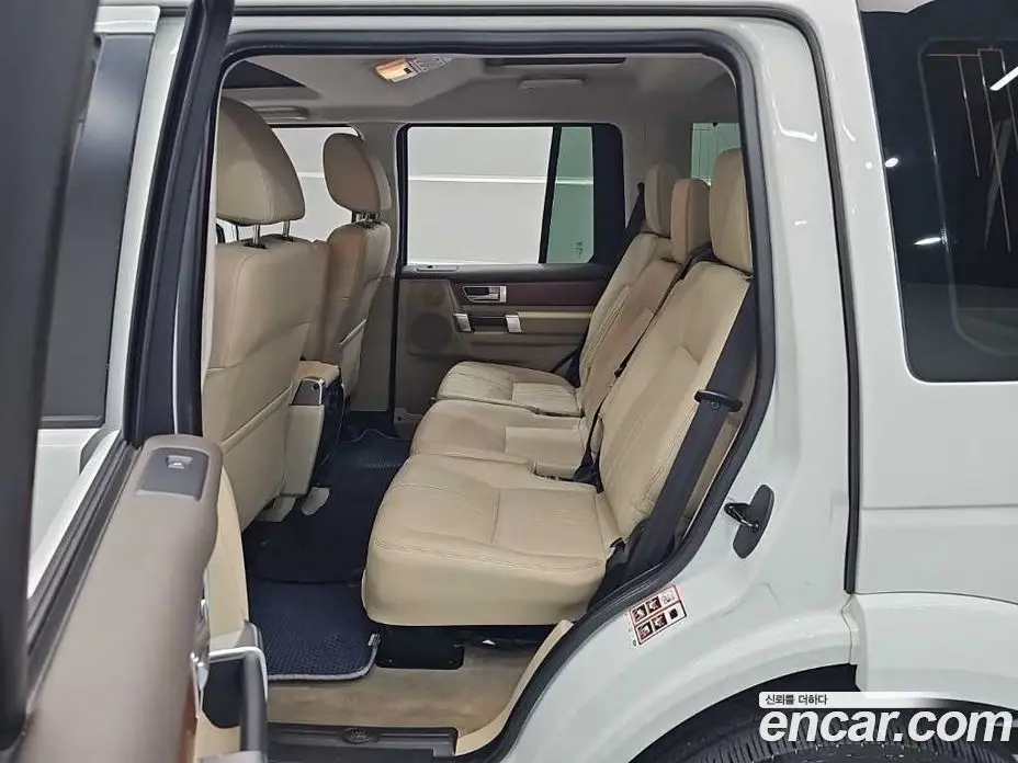 Land Rover Discovery 2016 3.0 автомат (гидро), фото 12 Land Rover Discovery 2016 3.0 автомат (гидро), фото 12