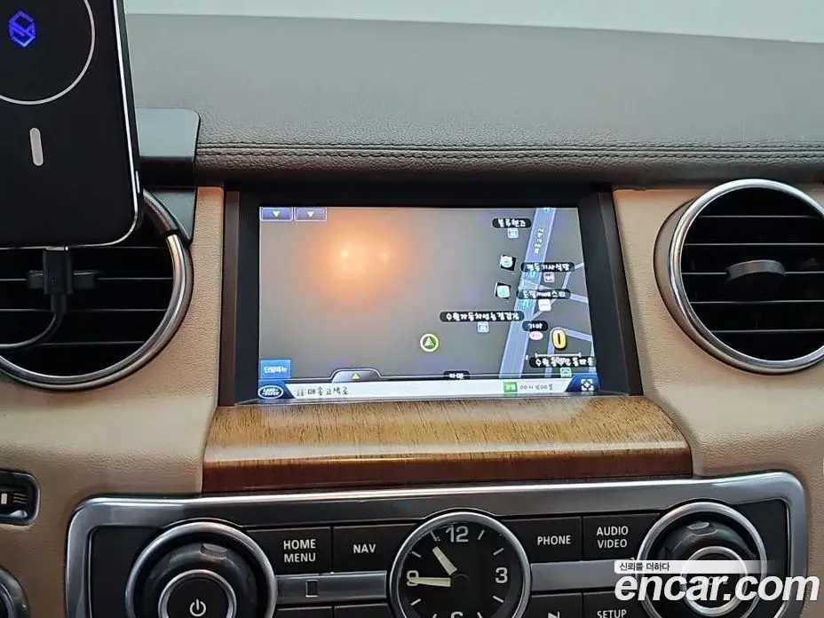 Land Rover Discovery 2016 3.0 автомат (гидро), фото 14 Land Rover Discovery 2016 3.0 автомат (гидро), фото 14