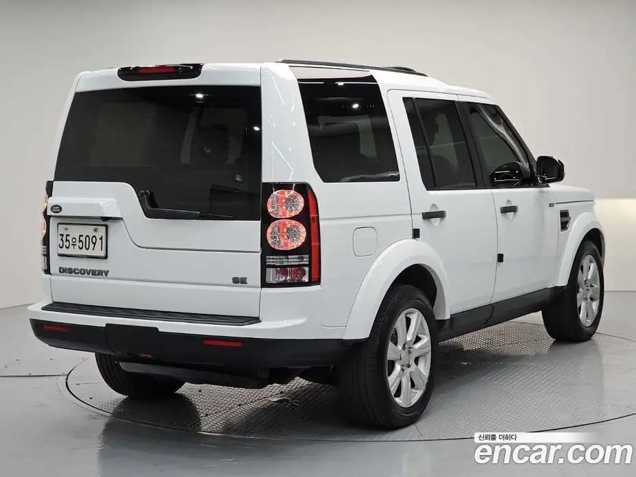 Land Rover Discovery 2016 3.0 автомат (гидро), фото 4 Land Rover Discovery 2016 3.0 автомат (гидро), фото 4