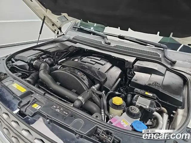 Land Rover Discovery 2016 3.0 автомат (гидро), миниатюра 5 Land Rover Discovery 2016 3.0 автомат (гидро), миниатюра 5