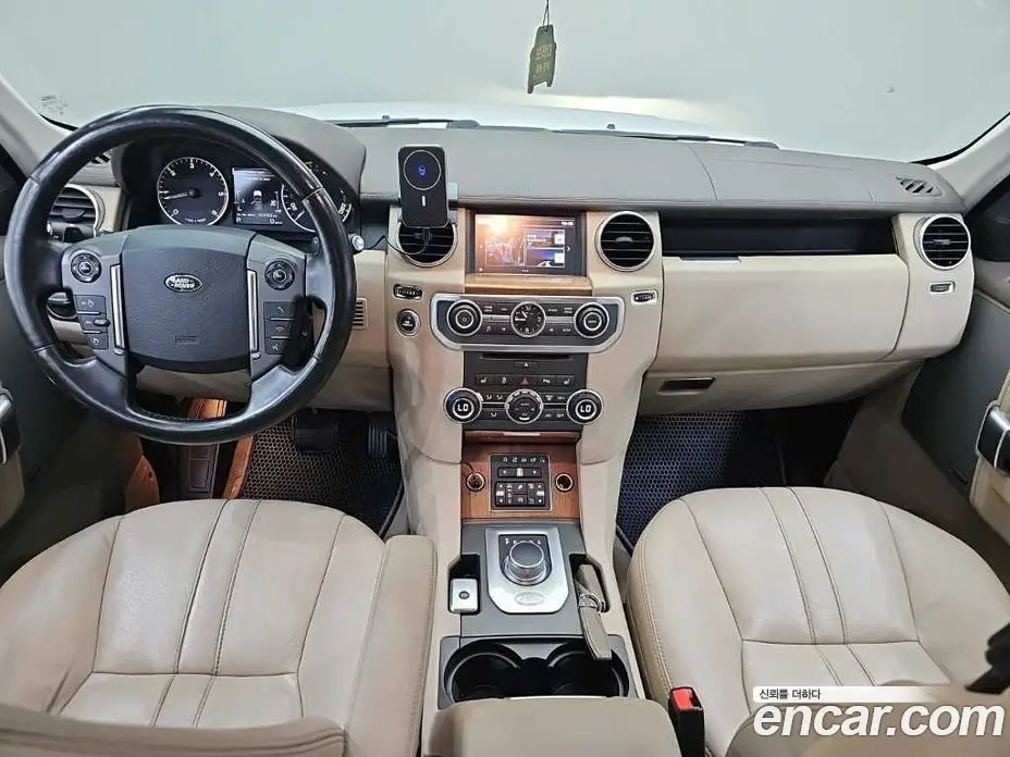 Land Rover Discovery 2016 3.0 автомат (гидро), фото 7 Land Rover Discovery 2016 3.0 автомат (гидро), фото 7