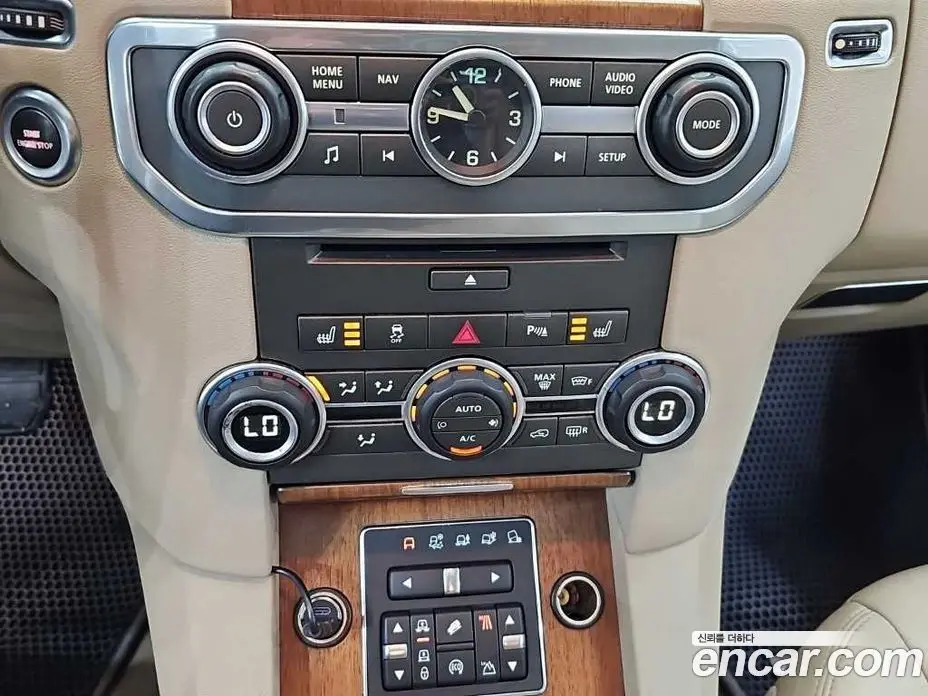 Land Rover Discovery 2016 3.0 автомат (гидро), фото 10 Land Rover Discovery 2016 3.0 автомат (гидро), фото 10
