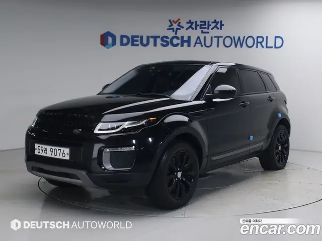 Land Rover Range Rover Evoque 2017 2.0 автомат (гидро), миниатюра 1 Land Rover Range Rover Evoque 2017 2.0 автомат (гидро), миниатюра 1