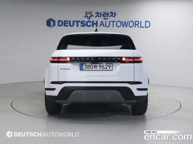 Land Rover Range Rover Evoque 2025 2.0 автомат (гидро), миниатюра 4 Land Rover Range Rover Evoque 2025 2.0 автомат (гидро), миниатюра 4