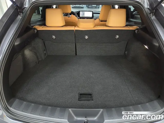 Lexus UX 2023 2.0 автомат (гидро), миниатюра 10 Lexus UX 2023 2.0 автомат (гидро), миниатюра 10