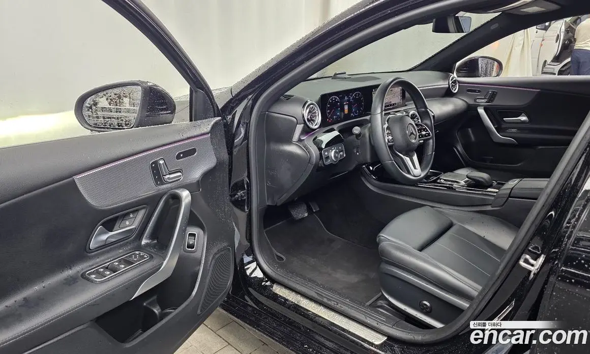 Mercedes-Benz A-Class 2022 2.0 автомат (гидро), фото 13