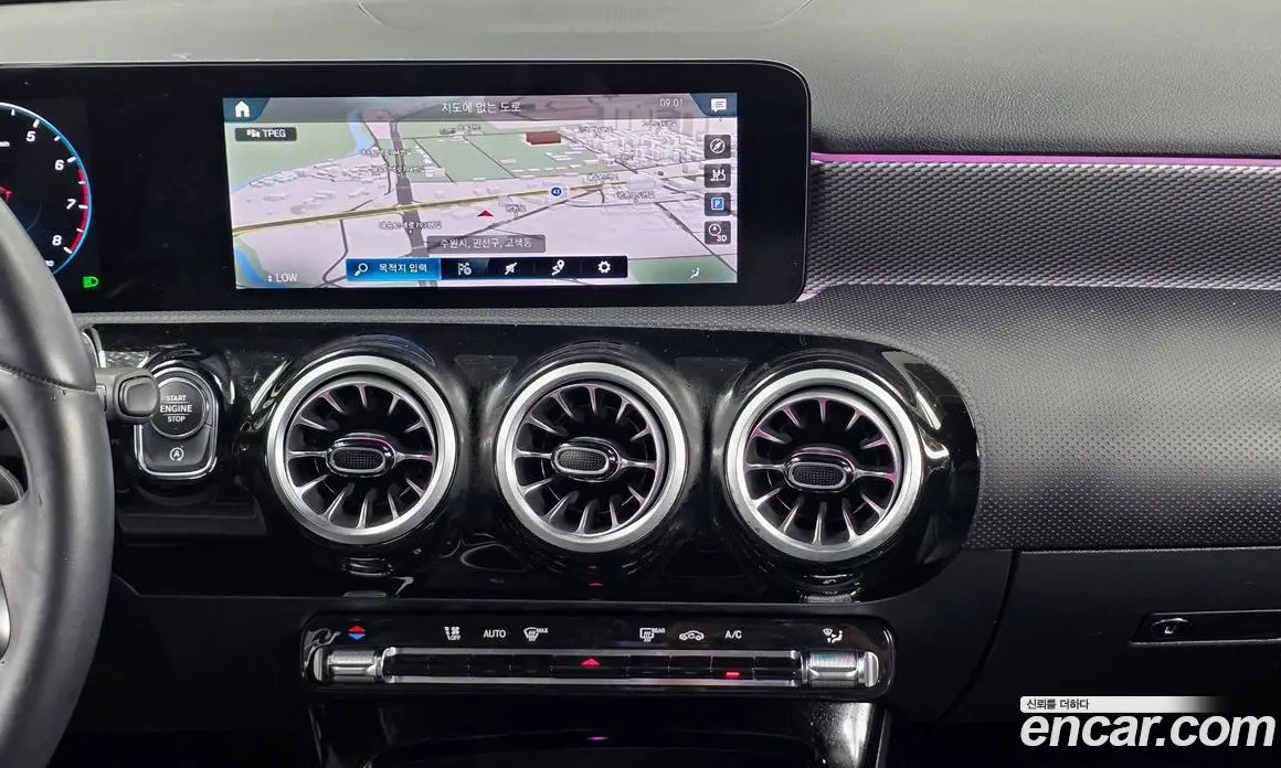 Mercedes-Benz A-Class 2022 2.0 автомат (гидро), фото 20