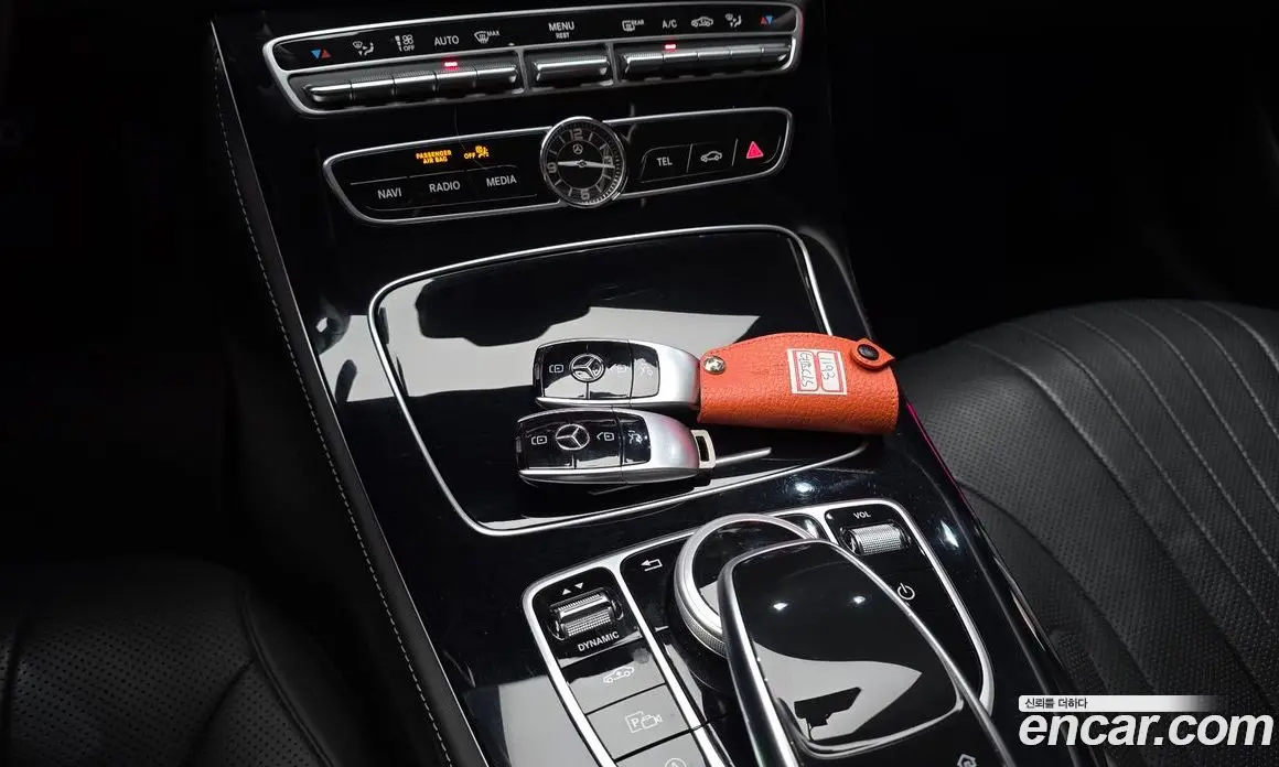 Mercedes-Benz CLS-Class 2018 2.9 автомат (гидро), фото 25 Mercedes-Benz CLS-Class 2018 2.9 автомат (гидро), фото 25