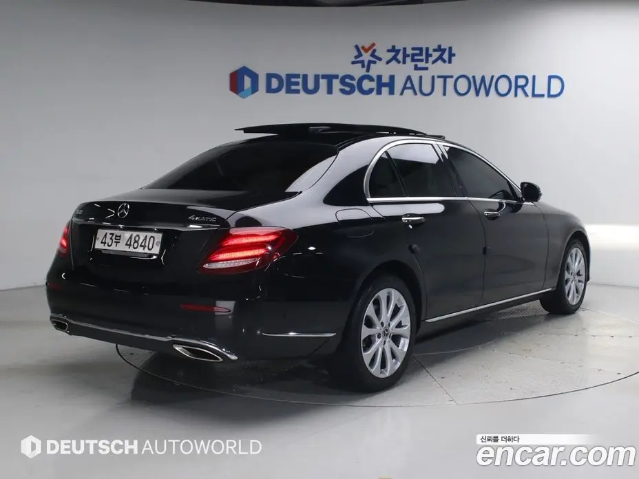 Mercedes-Benz E-Class 2019 2.0 автомат (гидро), фото 2 Mercedes-Benz E-Class 2019 2.0 автомат (гидро), фото 2