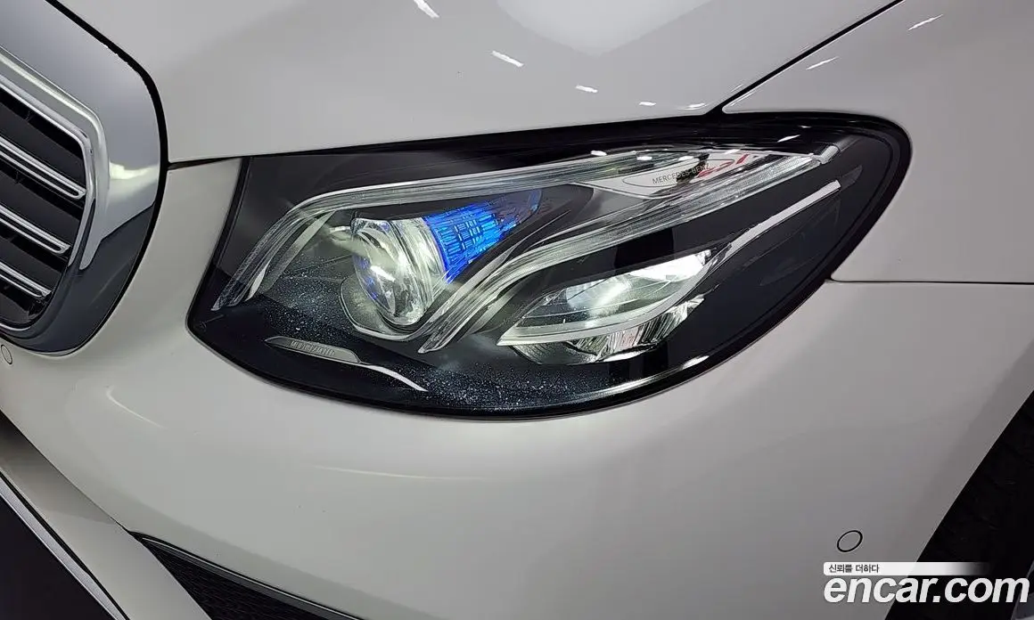 Mercedes-Benz E-Class 2020 2.0 автомат (гидро), фото 8 Mercedes-Benz E-Class 2020 2.0 автомат (гидро), фото 8