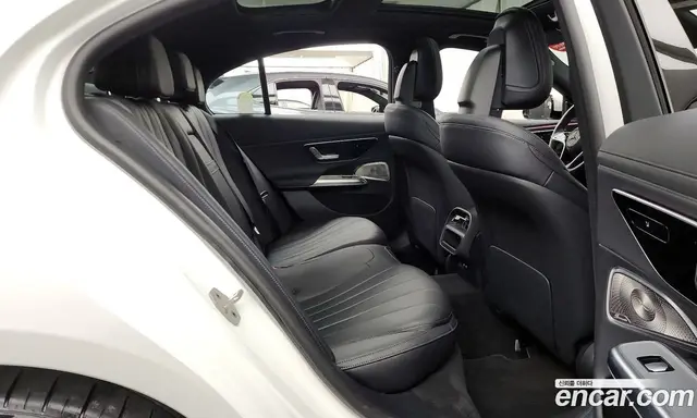 Mercedes-Benz E-Class 2025 2.0 автомат (гидро), миниатюра 12