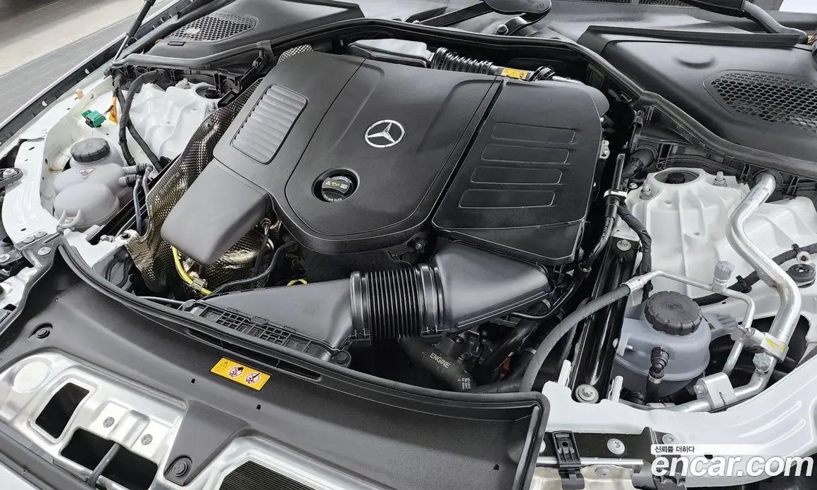 Mercedes-Benz E-Class 2025 2.0 автомат (гидро), фото 6 Mercedes-Benz E-Class 2025 2.0 автомат (гидро), фото 6