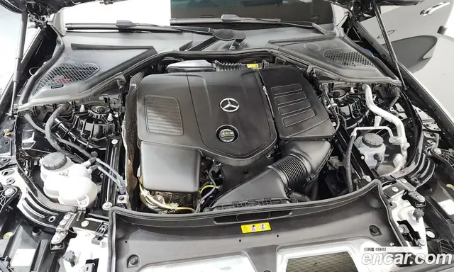 Mercedes-Benz E-Class 2025 2.0 автомат (гидро), миниатюра 6