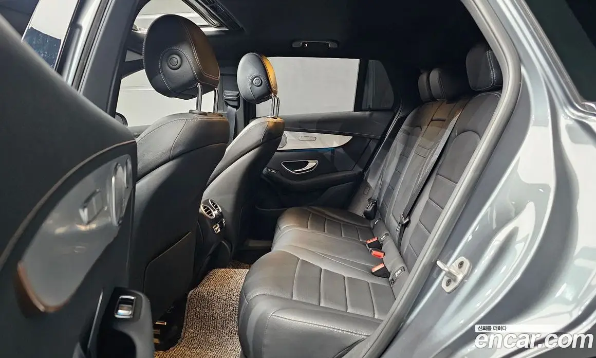 Mercedes-Benz EQC 2021 0.2 автомат (гидро), фото 18 Mercedes-Benz EQC 2021 0.2 автомат (гидро), фото 18