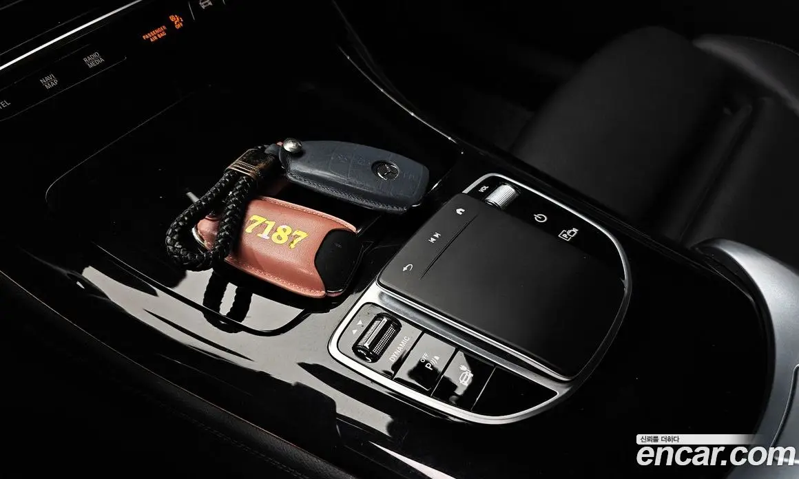 Mercedes-Benz EQC 2021 0.2 автомат (гидро), фото 26 Mercedes-Benz EQC 2021 0.2 автомат (гидро), фото 26