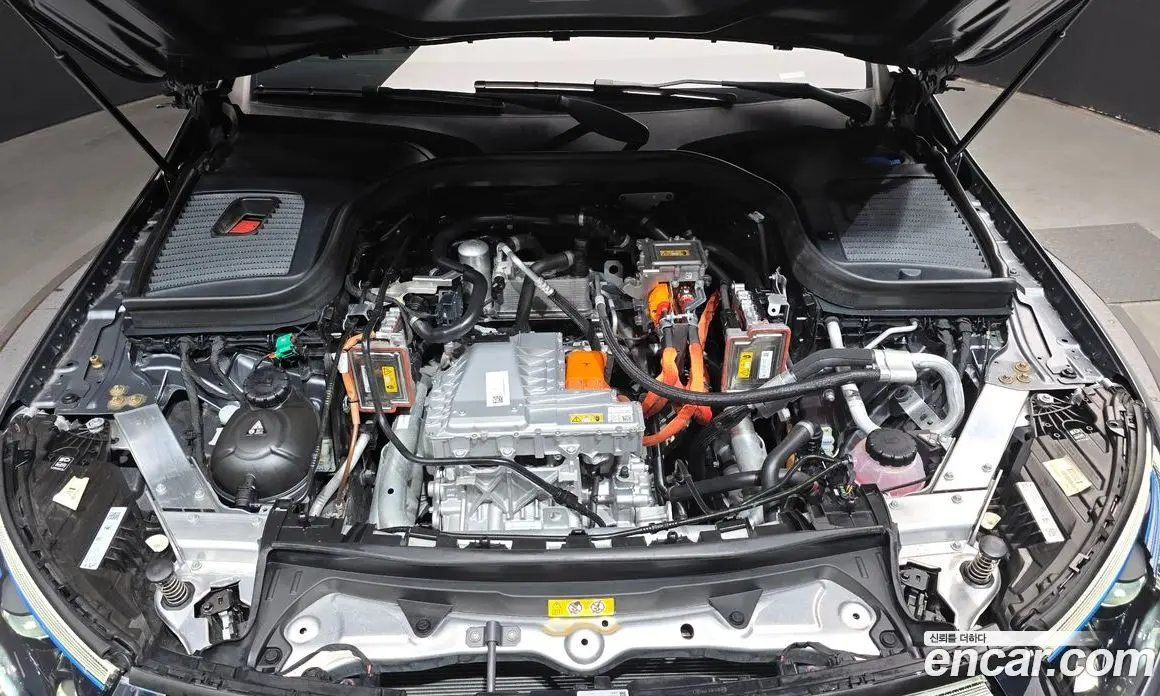 Mercedes-Benz EQC 2021 0.2 автомат (гидро), фото 6 Mercedes-Benz EQC 2021 0.2 автомат (гидро), фото 6
