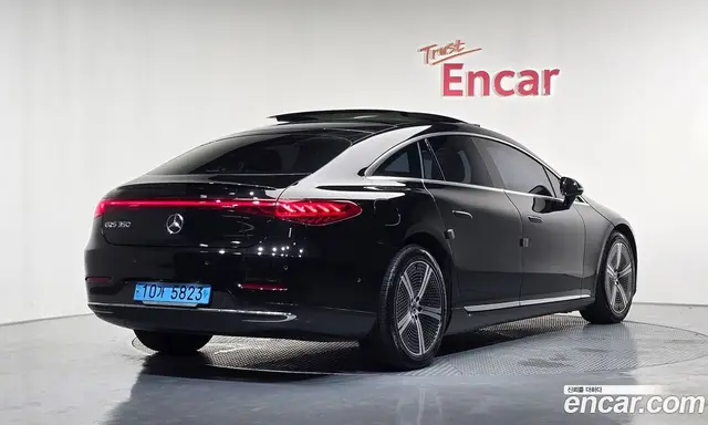Mercedes-Benz EQS 2022 0.3 автомат (гидро), миниатюра 2