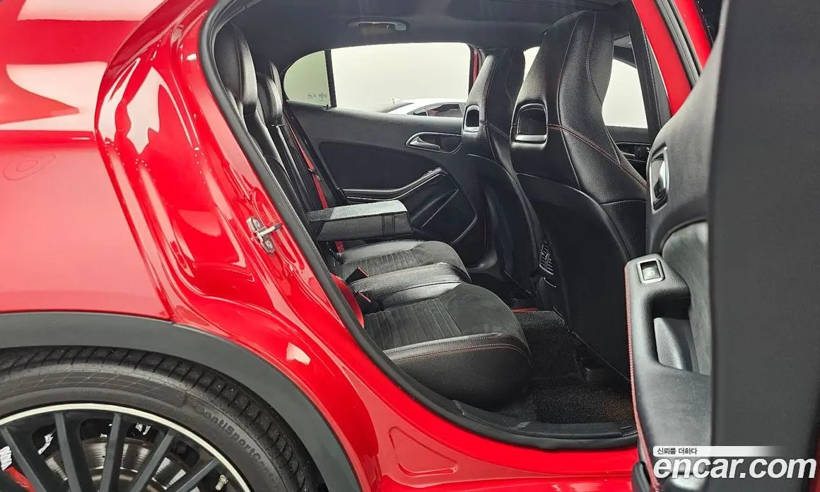 Mercedes-Benz GLA-Class 2019 2.0 автомат (гидро), фото 17 Mercedes-Benz GLA-Class 2019 2.0 автомат (гидро), фото 17