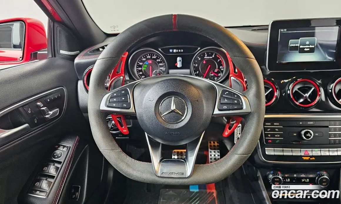 Mercedes-Benz GLA-Class 2019 2.0 автомат (гидро), фото 18 Mercedes-Benz GLA-Class 2019 2.0 автомат (гидро), фото 18