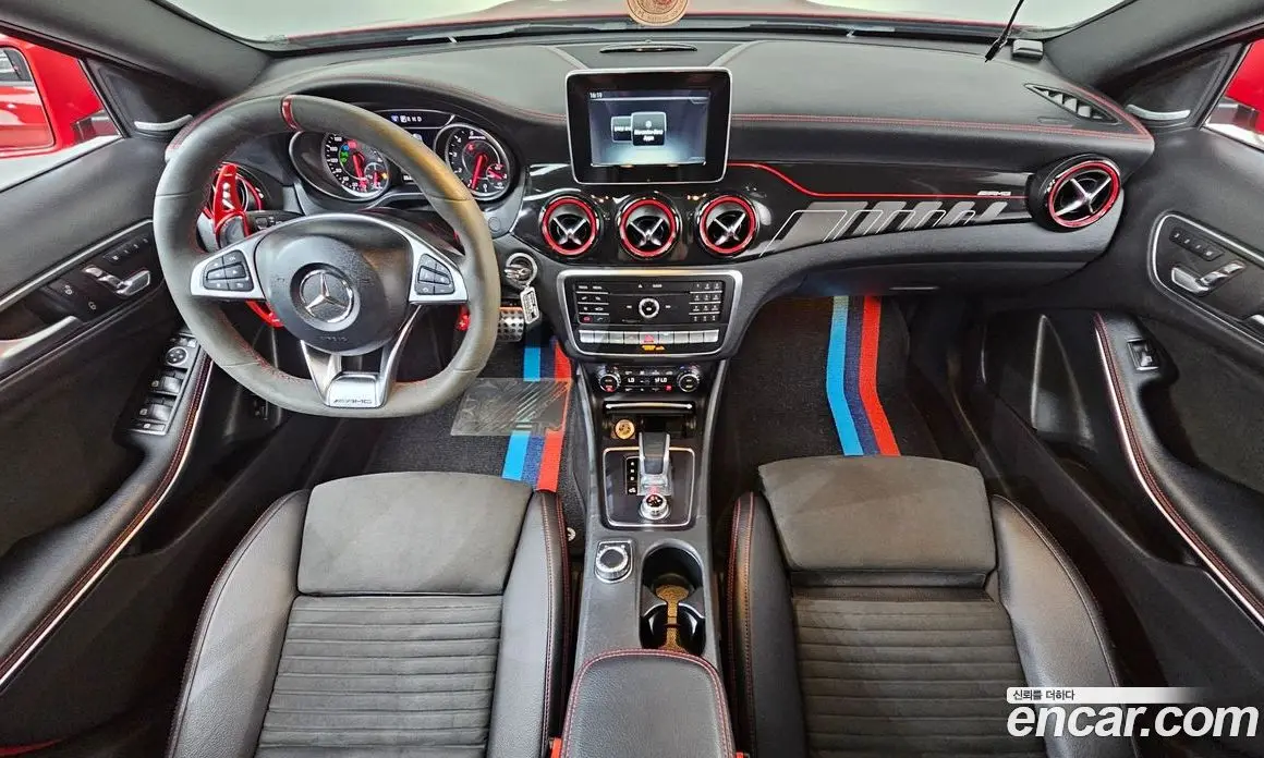 Mercedes-Benz GLA-Class 2019 2.0 автомат (гидро), фото 10 Mercedes-Benz GLA-Class 2019 2.0 автомат (гидро), фото 10